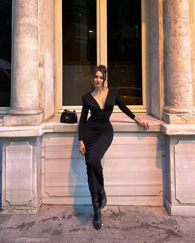 Siyah Vatkalı Uzun Elbise