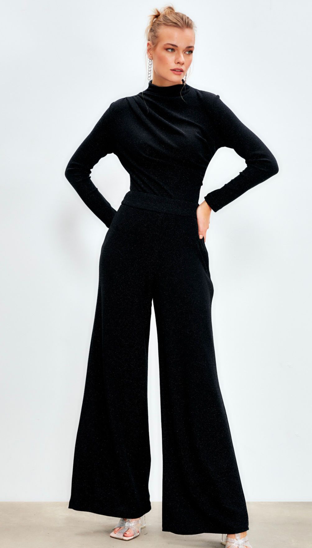 Simli Çıtçıtlı Body