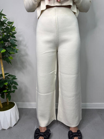 Krem Triko Pantolon