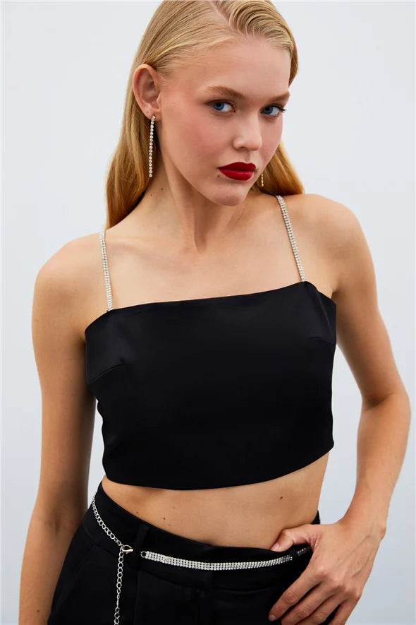Taş Askılı Saten Crop Bluz – SİYAH